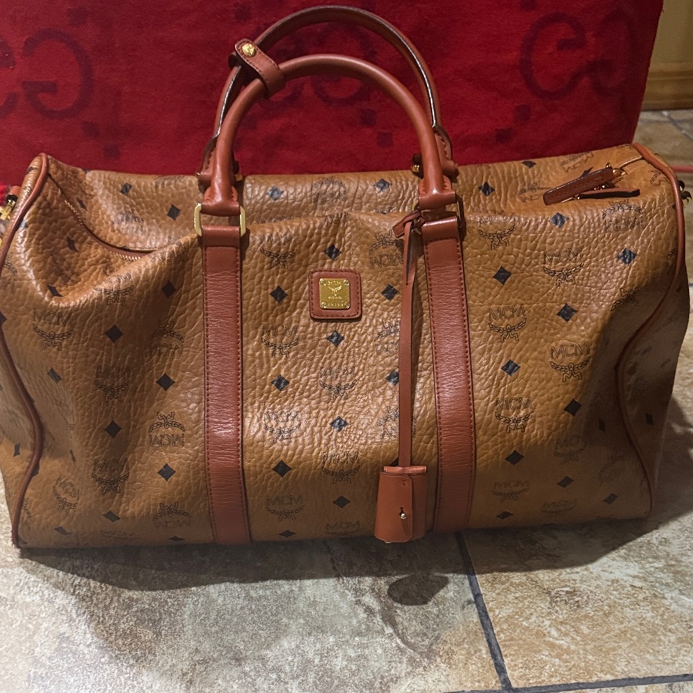 🚨🚨🚨SOLD🚨🚨🚨MCM Brown Logo Duffel Bag